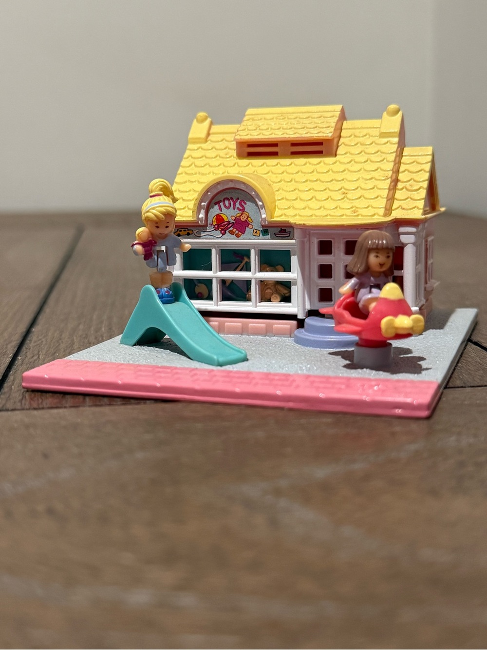 Bluebird Polly Pocket 1993 Pollyville Toy Shop Playset 100% Complete Vintage VGC